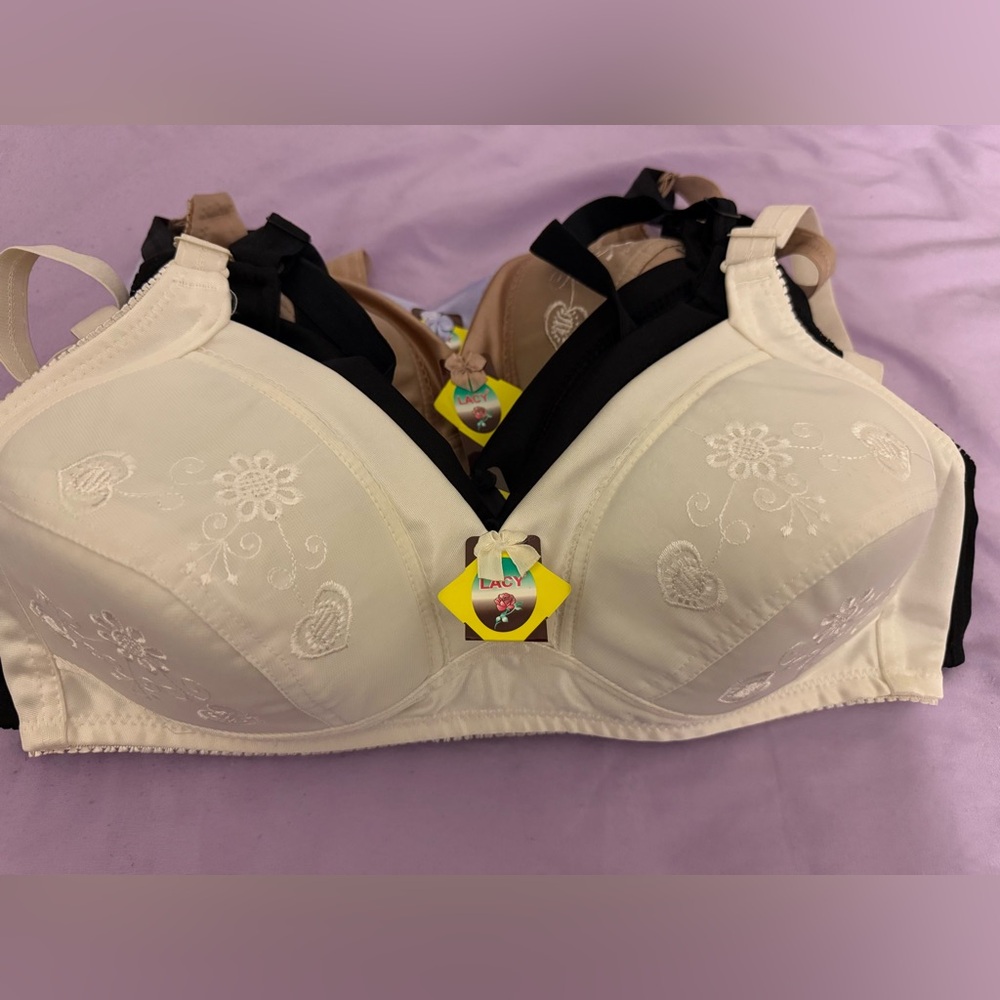 Multipack of Wireless Bras with no padding
